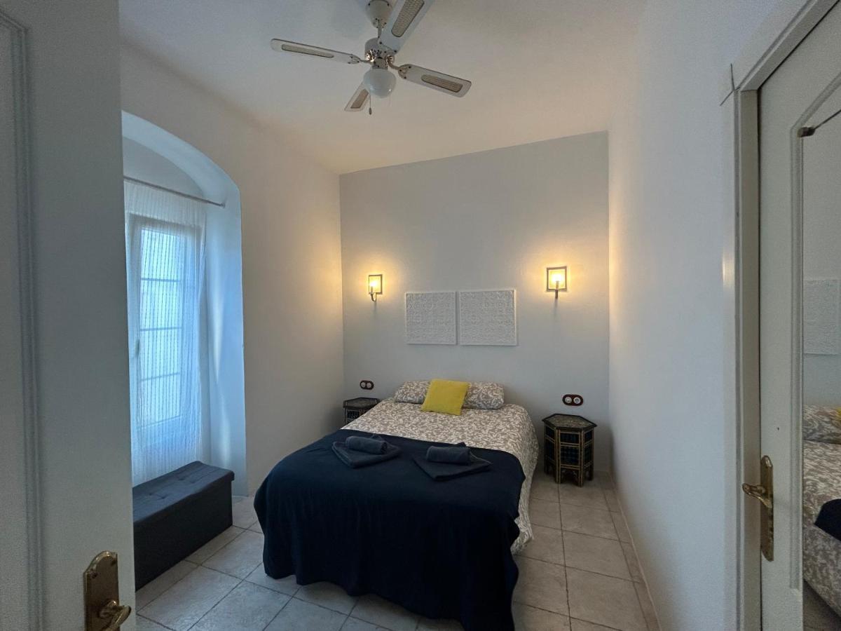 The Roof Apartment Tarifa Luaran gambar